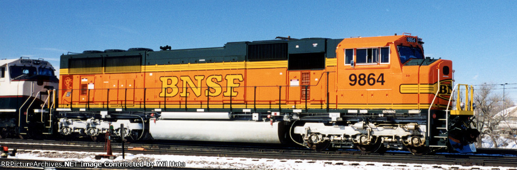 BNSF SD70MAC 9864